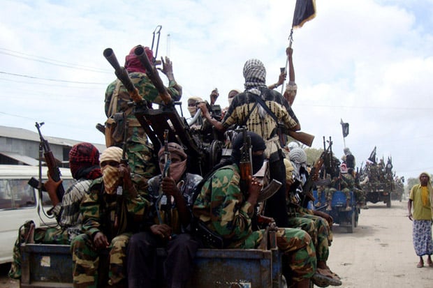 Al-Shabaab Serang Pangkalan...