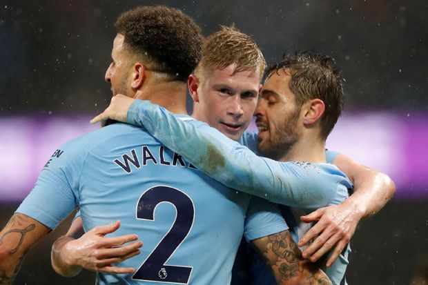 Man City Ingin Pesta...