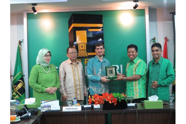 PPP Undang Ketum Hamas...