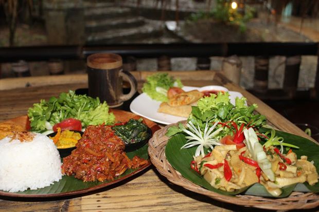 Cicipi Aneka Kuliner...