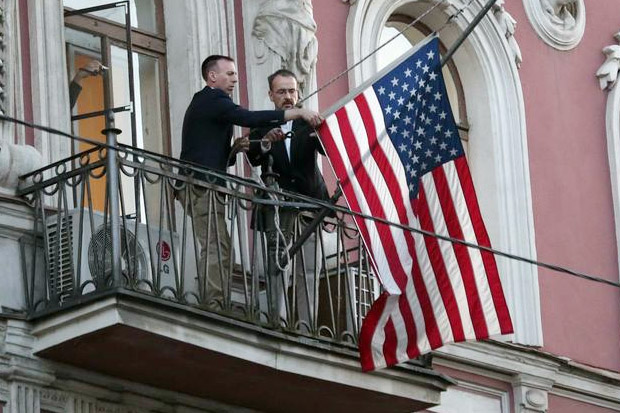 Diusir, Diplomat AS...