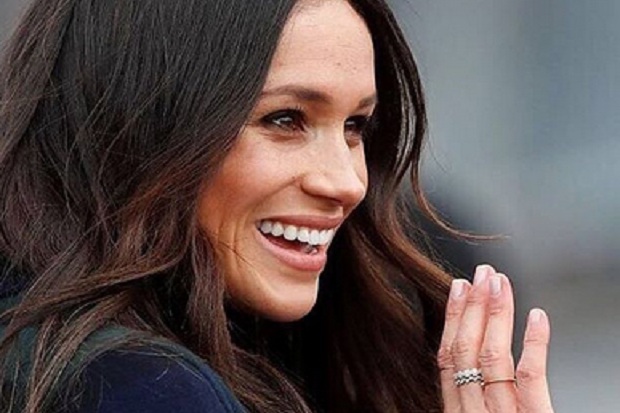 Meghan Markle Bicarakan...