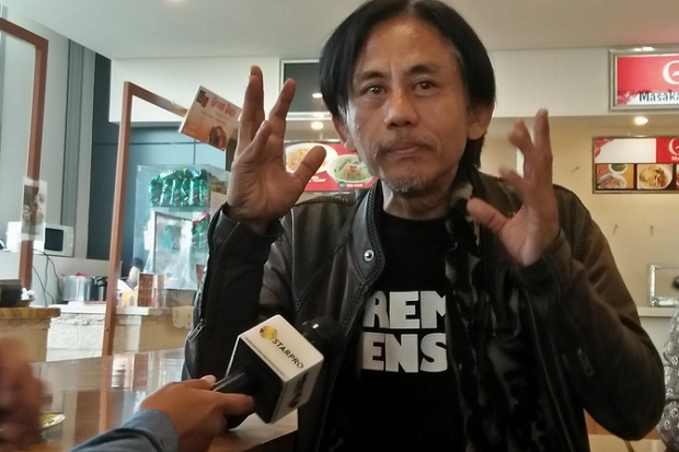 Alami Gangguan Mata,...