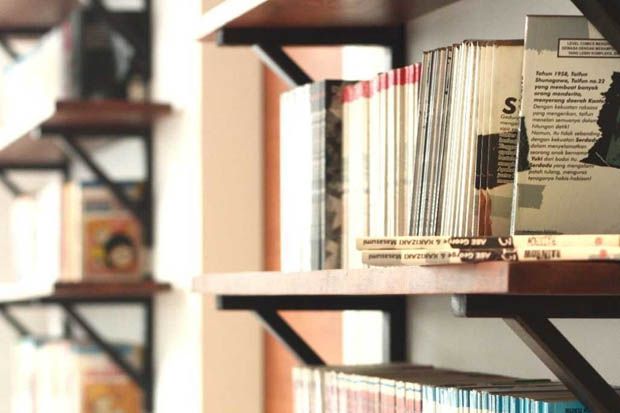 Anda Pecinta Buku? Desain...