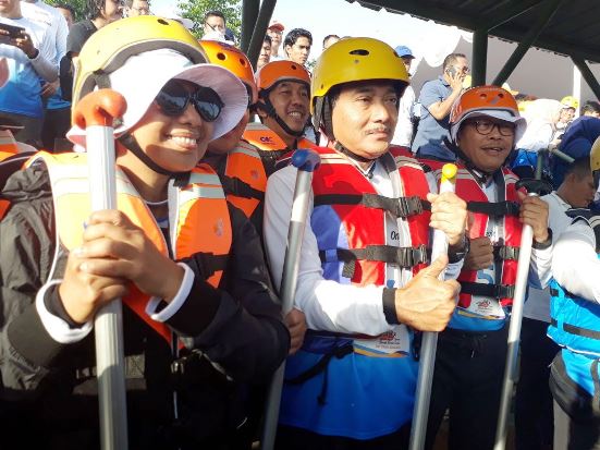 Rayakan HUT BUMN, Menteri...