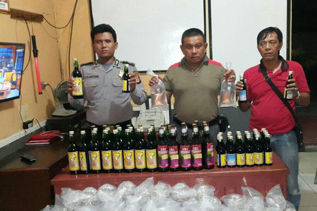 Polres Karawang Razia...