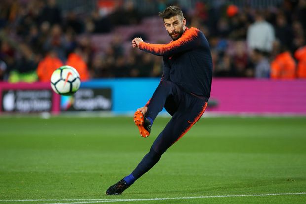 Pique Memburu Status...