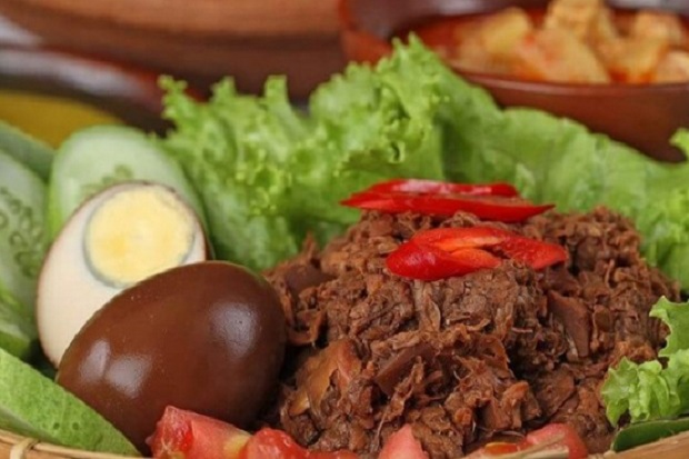 Kuliner Bisa Bikin Turis...