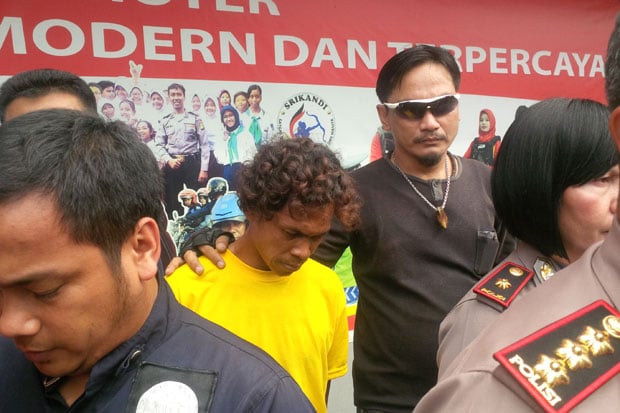 IRT di Depok Dirampok...