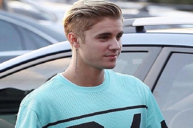 Justin Bieber Usir Penggemar...