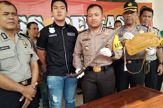 Dua Jambret Pembunuh...