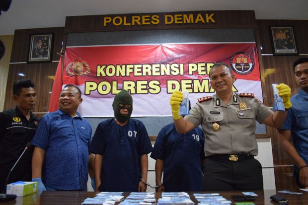 Polisi Bongkar Sindikat...