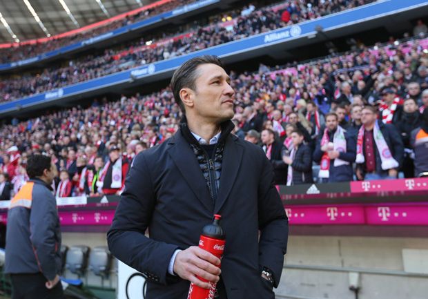 Resmi, Bayern Muenchen...