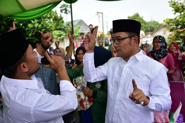 Curhat ke Ridwan Kamil,...