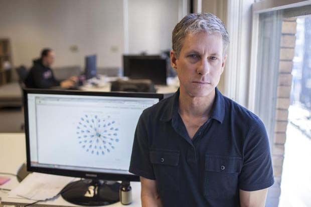 Chris Larsen, Terkaya...