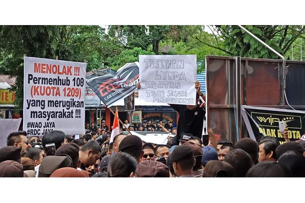 Ribuan Driver Online...