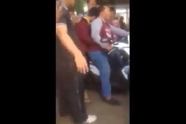 Polisi Tak Tahan Muda-Mudi...