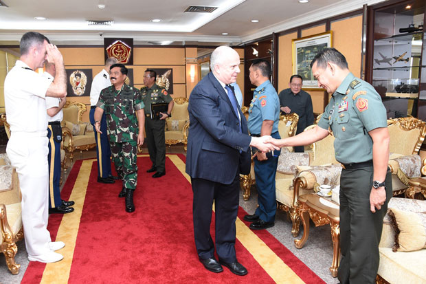 Sejumlah Kapal Perang...