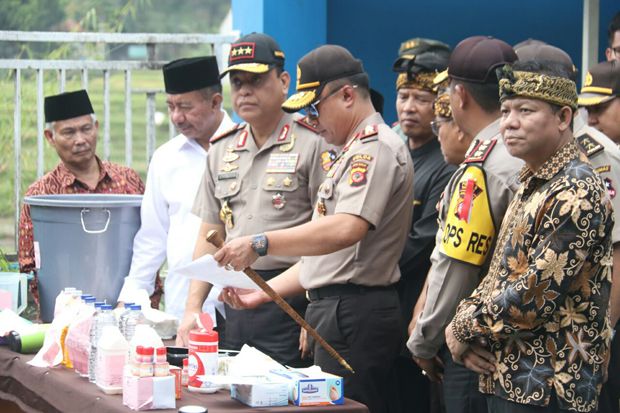 Oknum Polisi yang Main...