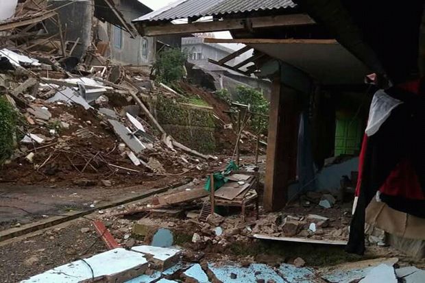 Korban Gempa Banjarnegara...