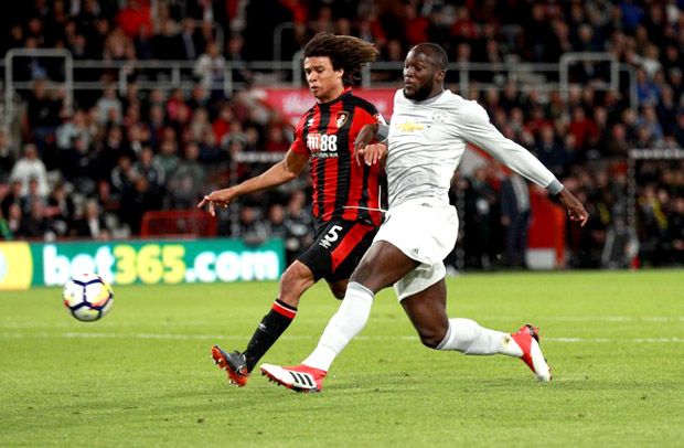 Manchester United Jauhi...
