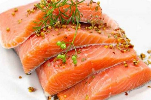 Ikan Salmon Cegah Risiko...