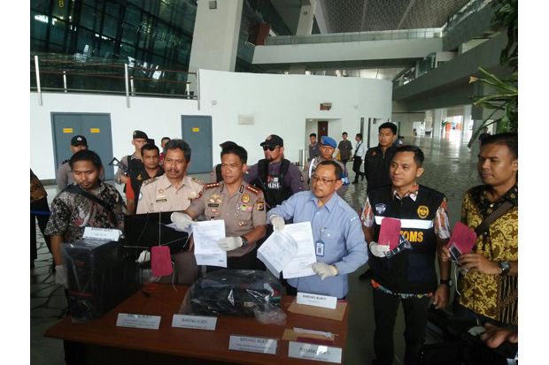 Polisi Bekuk Sindikat...
