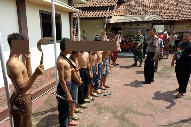 Ingin Serang Sekolah...