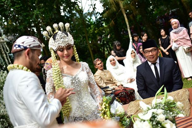 Ridwan Kamil Jadi Saksi...