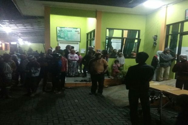 Gempa 3,4 SR Guncang...