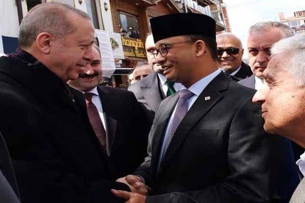 Berkunjung ke Turki,...