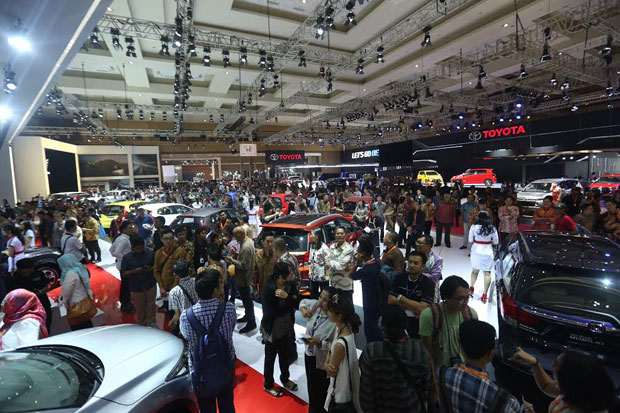Minggu Pertama IIMS...