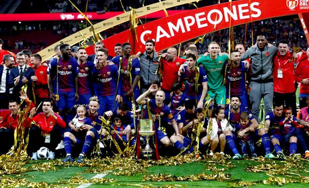 Rebut Trofi Copa del...