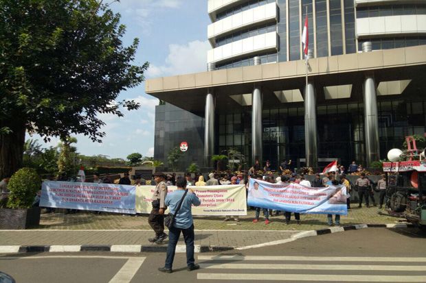 Massa FMSB Demo KPK,...