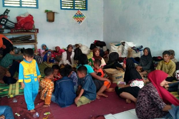 Trauma Gempa, Ratusan...