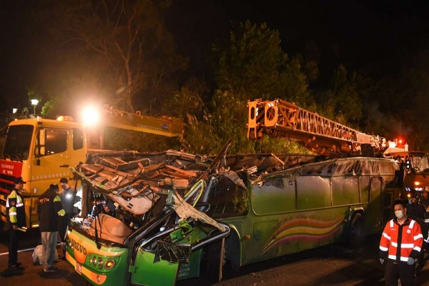 Kecelakaan Bus Maut...