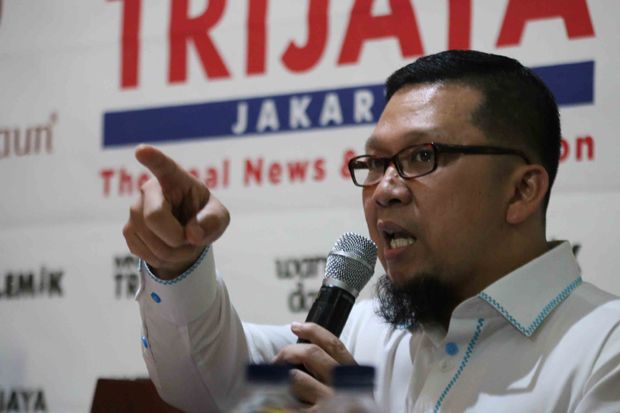 Golkar Nilai Vonis 15...