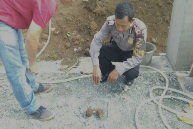 Gali Tanah di Pekarangan...