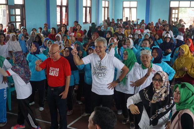 Relawan Rembang Siapkan...