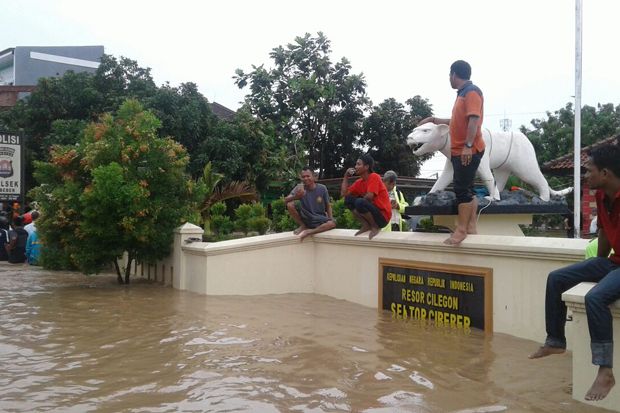 Cilegon Dikepung Banjir,...