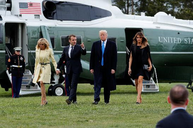 Trump dan Macron Soroti...