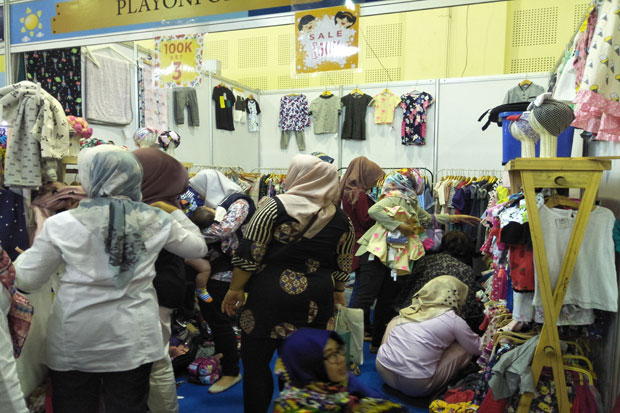 Stroller dan Baju Anak...