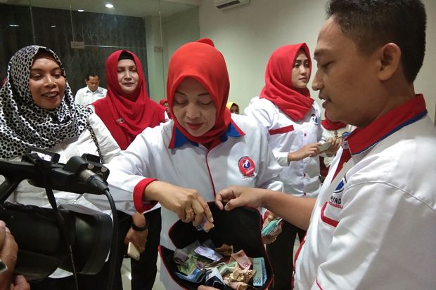 Kartini Perindo Saweran...