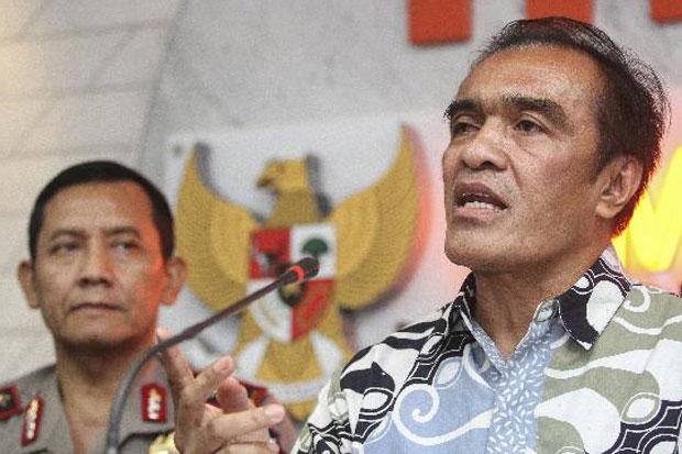 Banyak TKA Menjadi Pekerja...