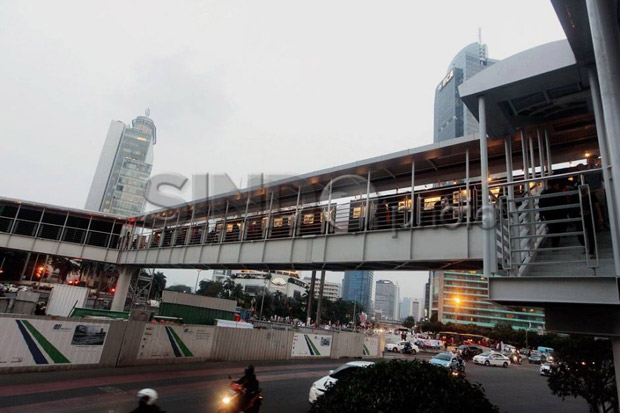 Percantik JPO di Sudirman-Thamrin,...