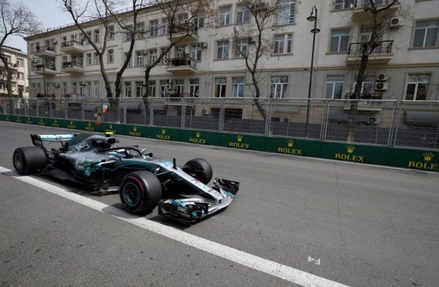 Bottas Pimpin Latihan...