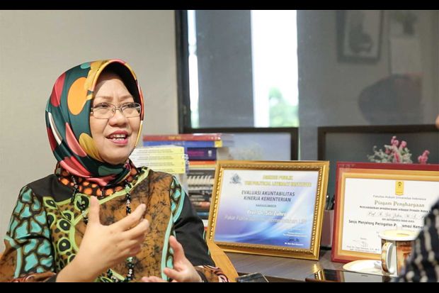 Perempuan Harus Jadi...