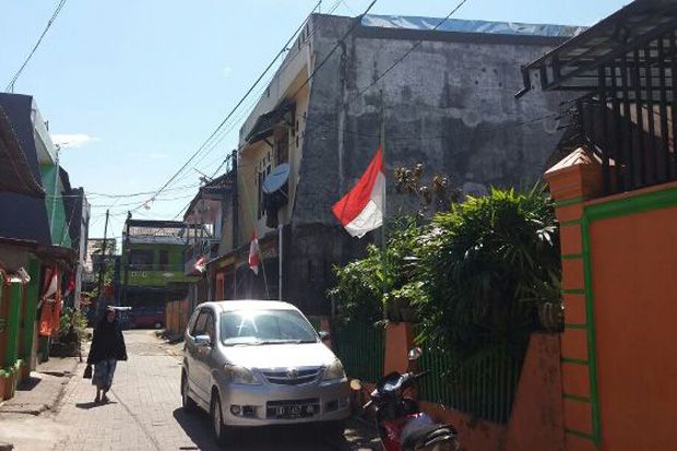 Matinya Demokrasi, Warga...