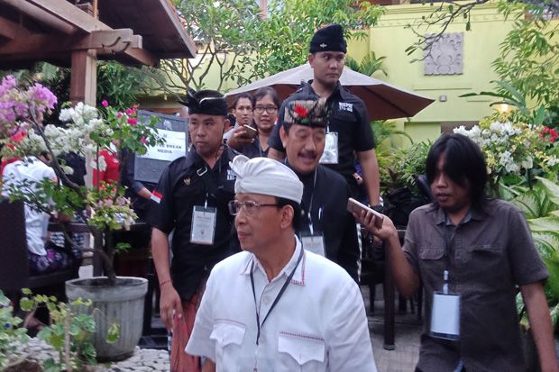 Jelang Debat, Koster-Ace...