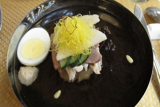 Oleh-oleh Mie Dingin...